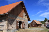 HÁZ
